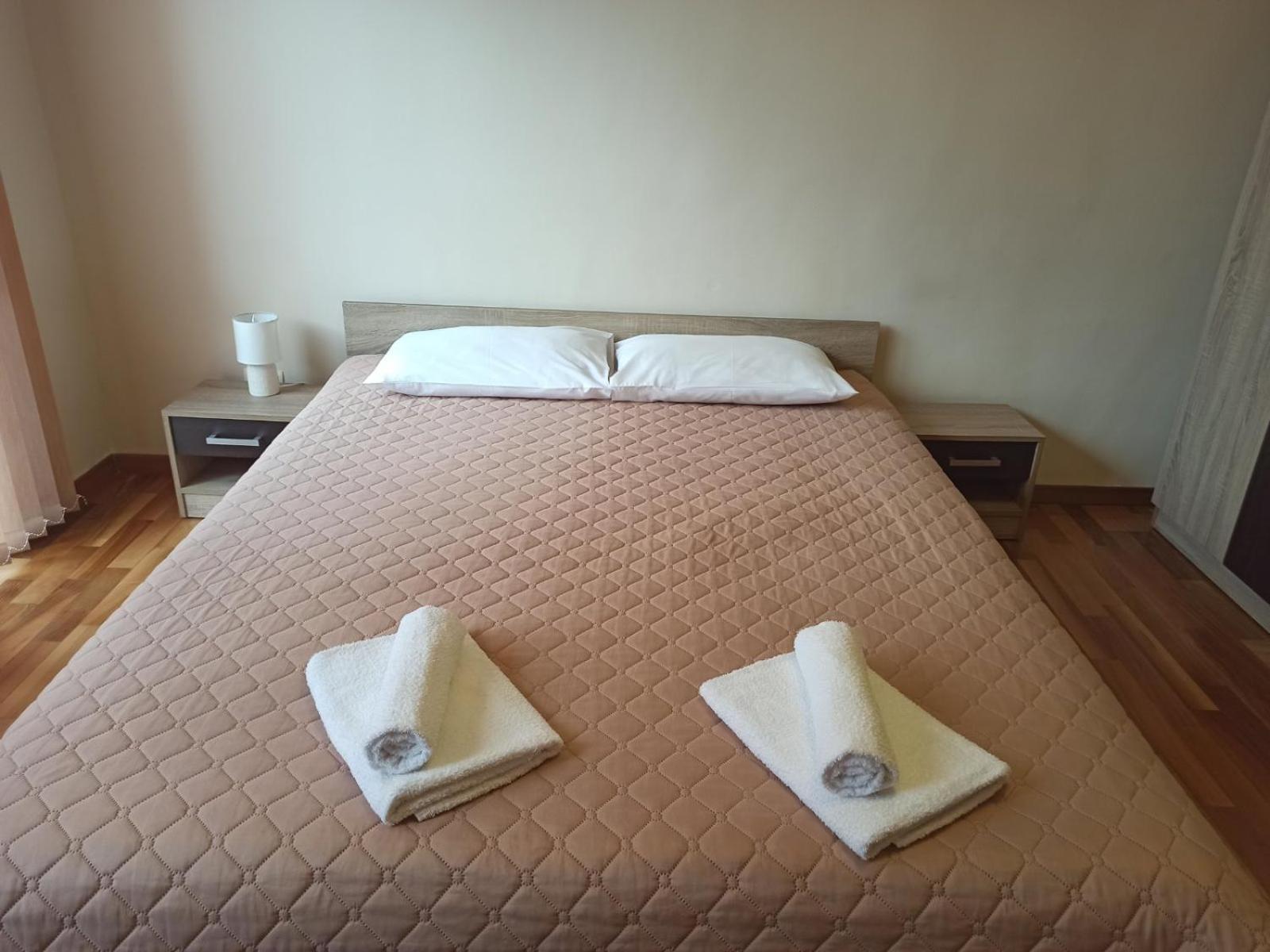 Statevi Guest Apartment Velingrad Ngoại thất bức ảnh
